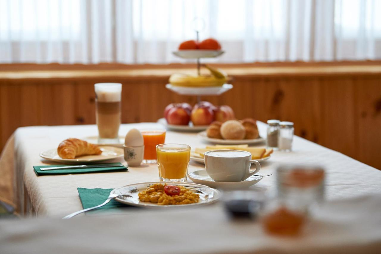 Hotel Sonnenhalde, Arosa Luaran gambar